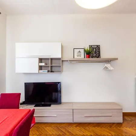 Apartmán In Wine: Incantevole A Torino. Turín