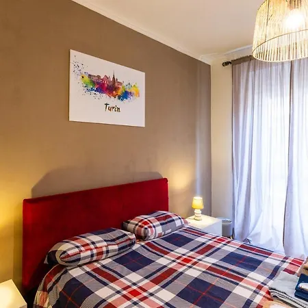 In Wine: Incantevole A Torino. Apartman Torino