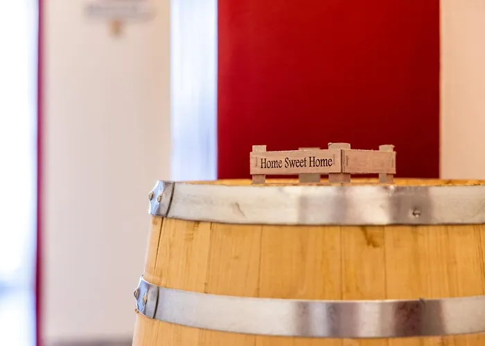 Apartment In Wine: Incantevole A Torino. Turin