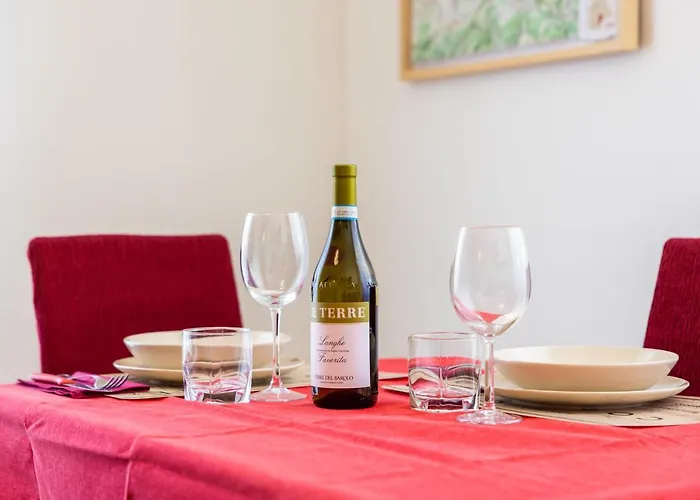 In Wine: Incantevole A Torino. Apartment